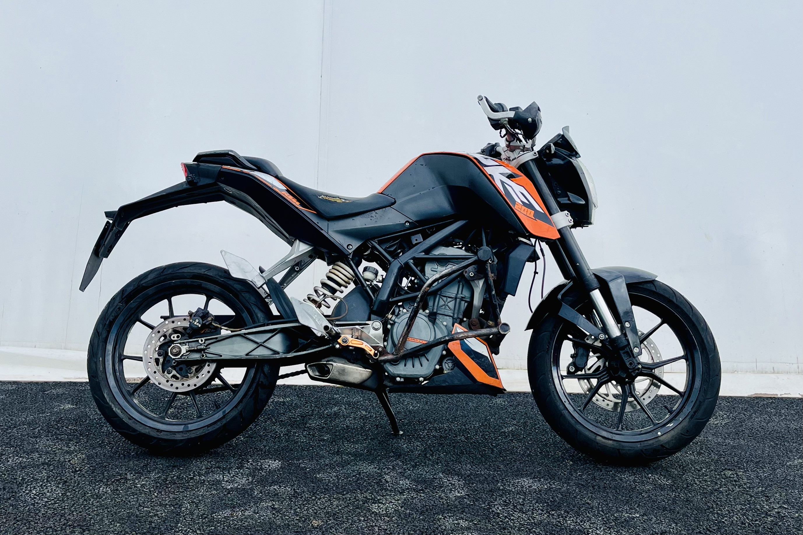 KTM Duke 200